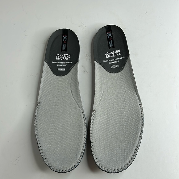 Johnston & Murphy XC4 TR1-Lux Hybrid Shoes - Picture 8 of 16